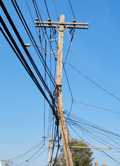 Overhead-inspection-broken-utility-pole