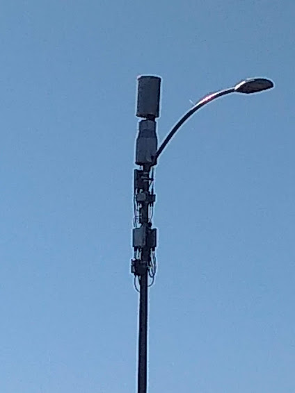 5G streetlight pole